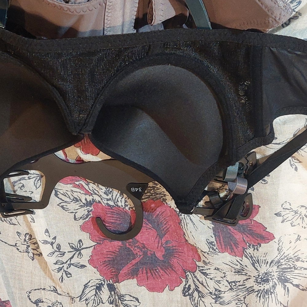 Elegant Lace Women's Bra Set - Black and Gray - Picture 7 of 9